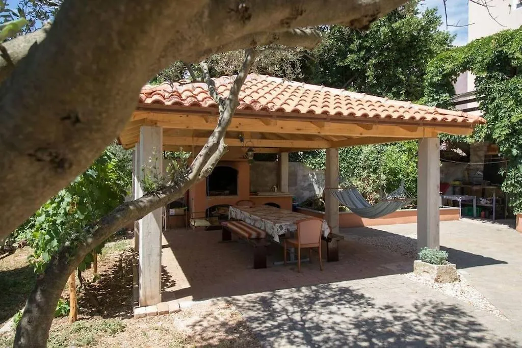 Apartmani Nedjeljko Cunski Apartment